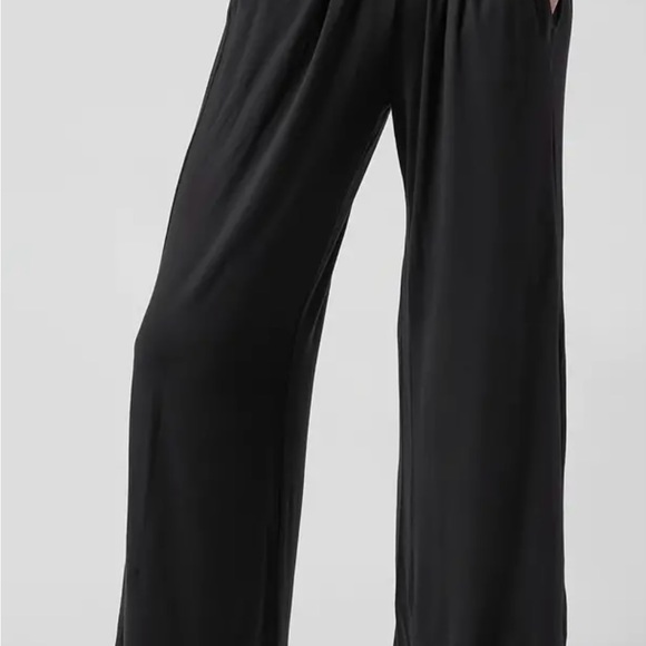 NWOT Yoga Pants, Pleated High Waist Loose Slant Pocket Wide Leg Dark Gray SZ XXL - Picture 3 of 10